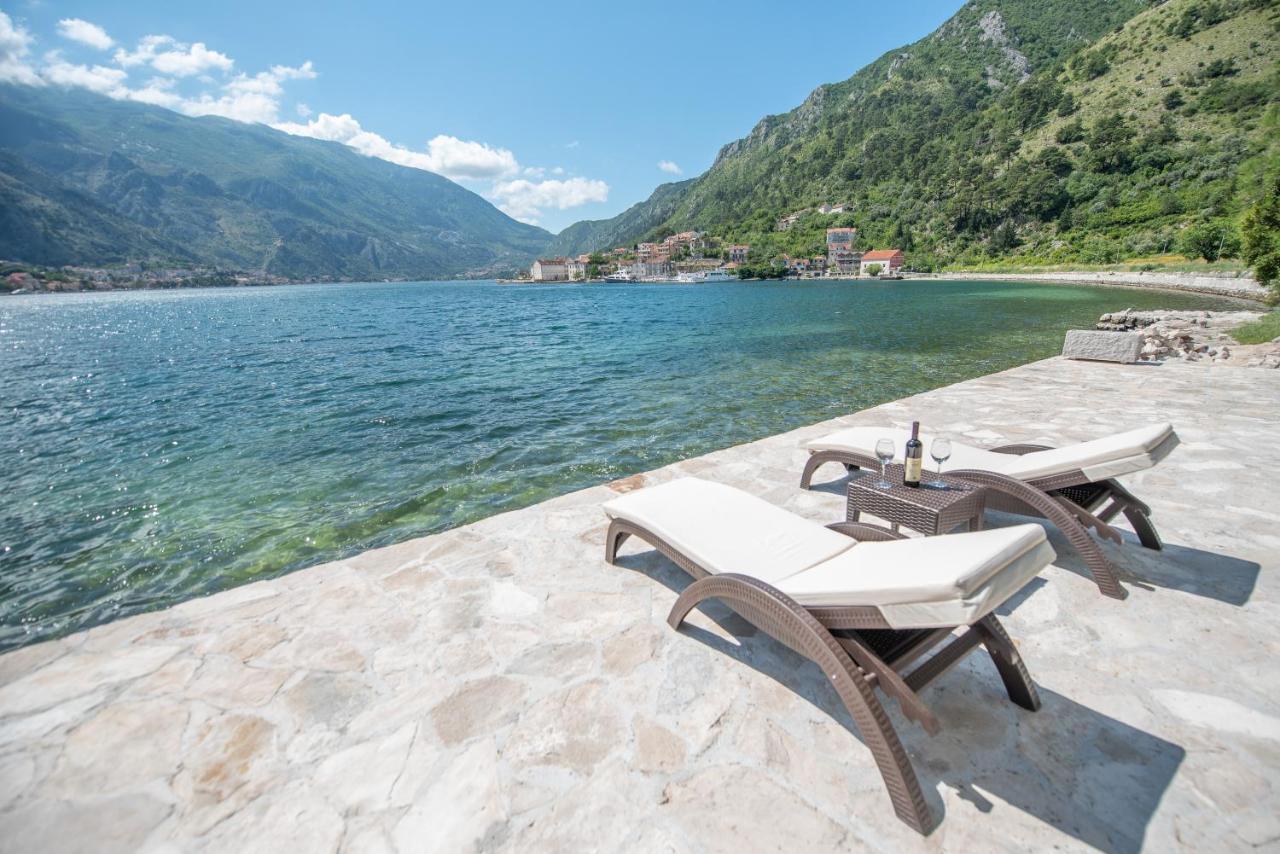 Seafront Apartment Kotor Exterior foto